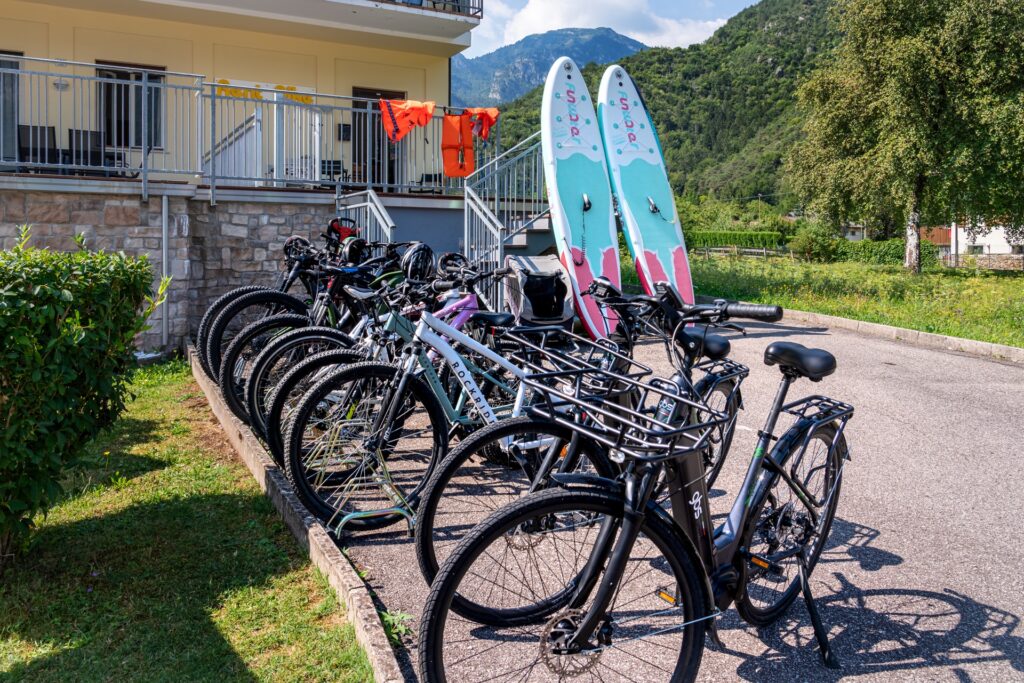 Noleggio E-Bike, SUP e Canoe sul Lago di Ledro